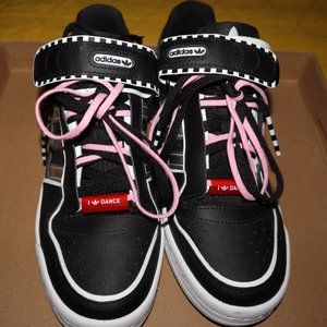 Adidas sneaker